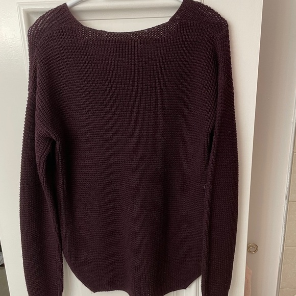 Waffle-knit V-neck sweater - Picture 3 of 3